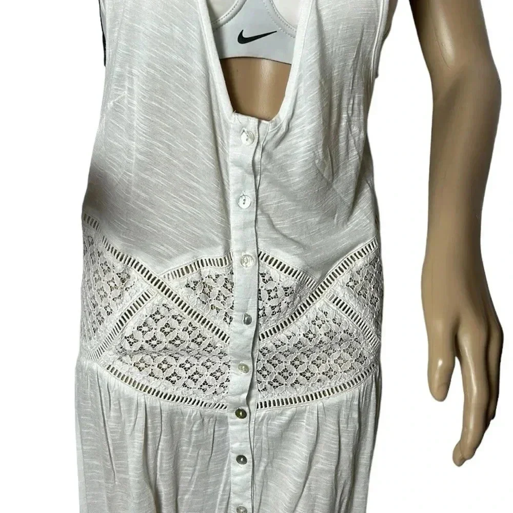 KOY RESORT WHITE SM, crochet ,button front beach cover, deep V-neck - Picture 8 of 13